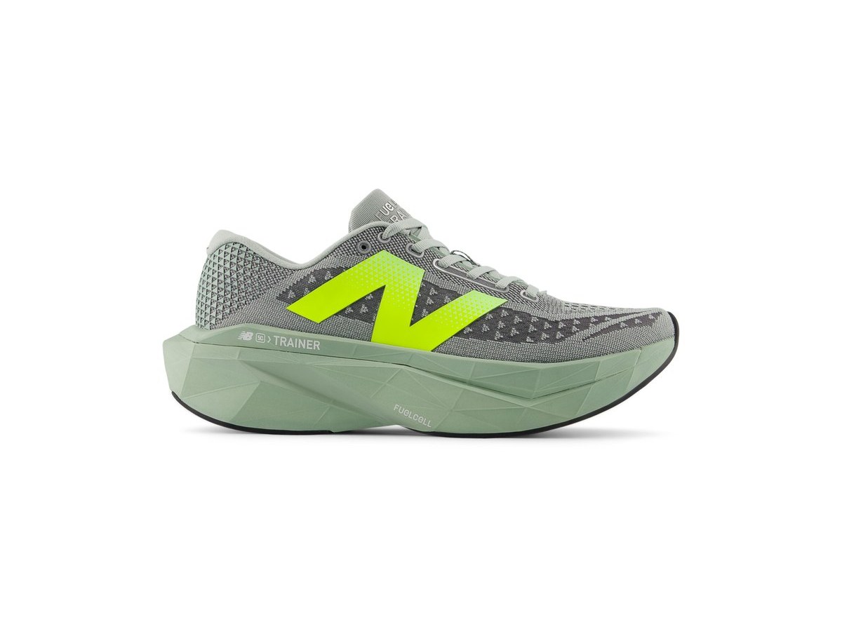New Balance FuelCell SuperComp Trainer v3 running shoe